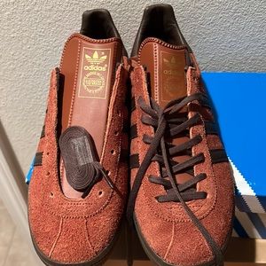 Brand New Adidas SNS GT